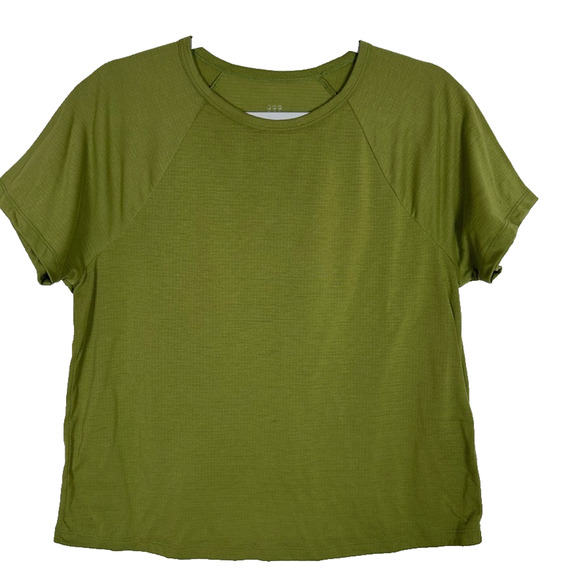 Title 9 Womens L t-shirt S/S 2022 Avocado Green polyester t-shirt Capsule Basic - Picture 1 of 7